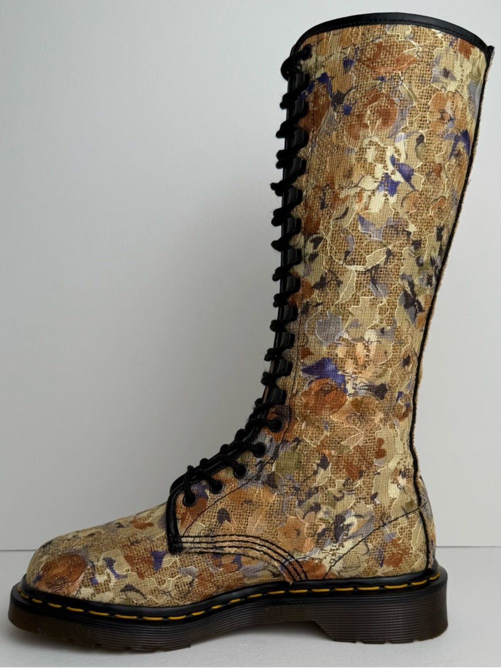 Vintage Dr. Martens Floral Lace Burlap Tall 18 Eye Boots UK 5 - Picture 4 of 16